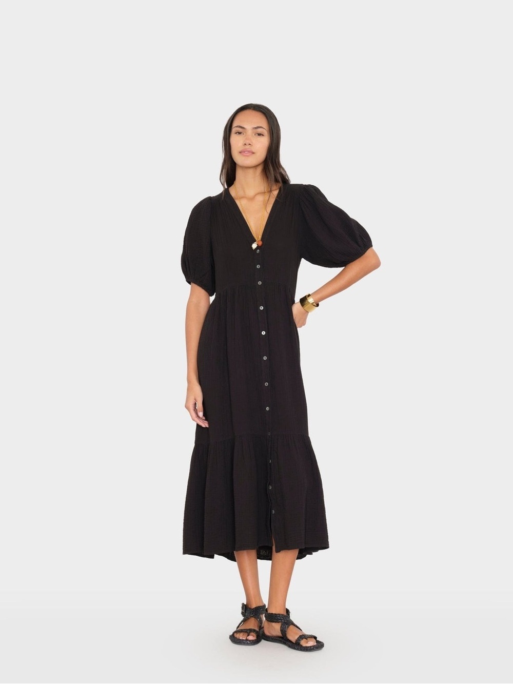 XiRENA Black Lennox Dress - Button-Front Midi Dress with Puff Sleeves - Small
